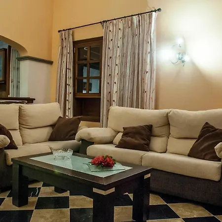 Eslanzarote Rosa, Heated Pool, Jacuzzi, Super Wifi, Sat Tv * Playa Blanca (Lanzarote)